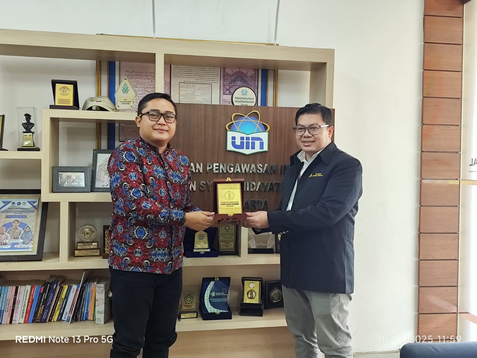 354d033c-31fc-4eb1-8062-7bcdbff2c092